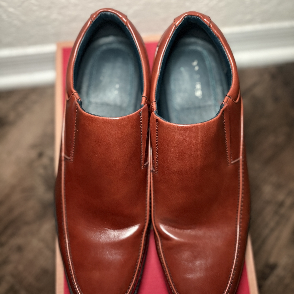 Dockers Tan Leather Slip-On Loafers